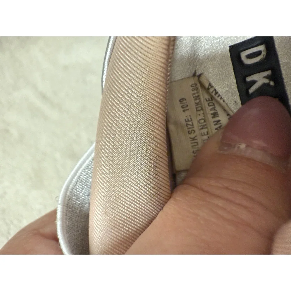 DKNY Toddler Girls Casual & Fashion‎ Sneakers Pink/White Shoes 10/9